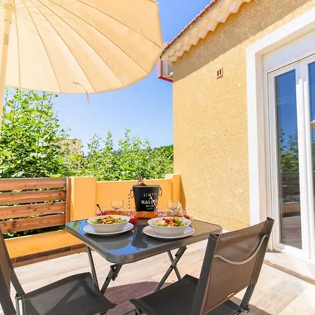 Saint Clair - T2 Rénové Magnifique Avec Services Hôteliers - 40m2 - Prestations De Qualité - * Le Lavandou